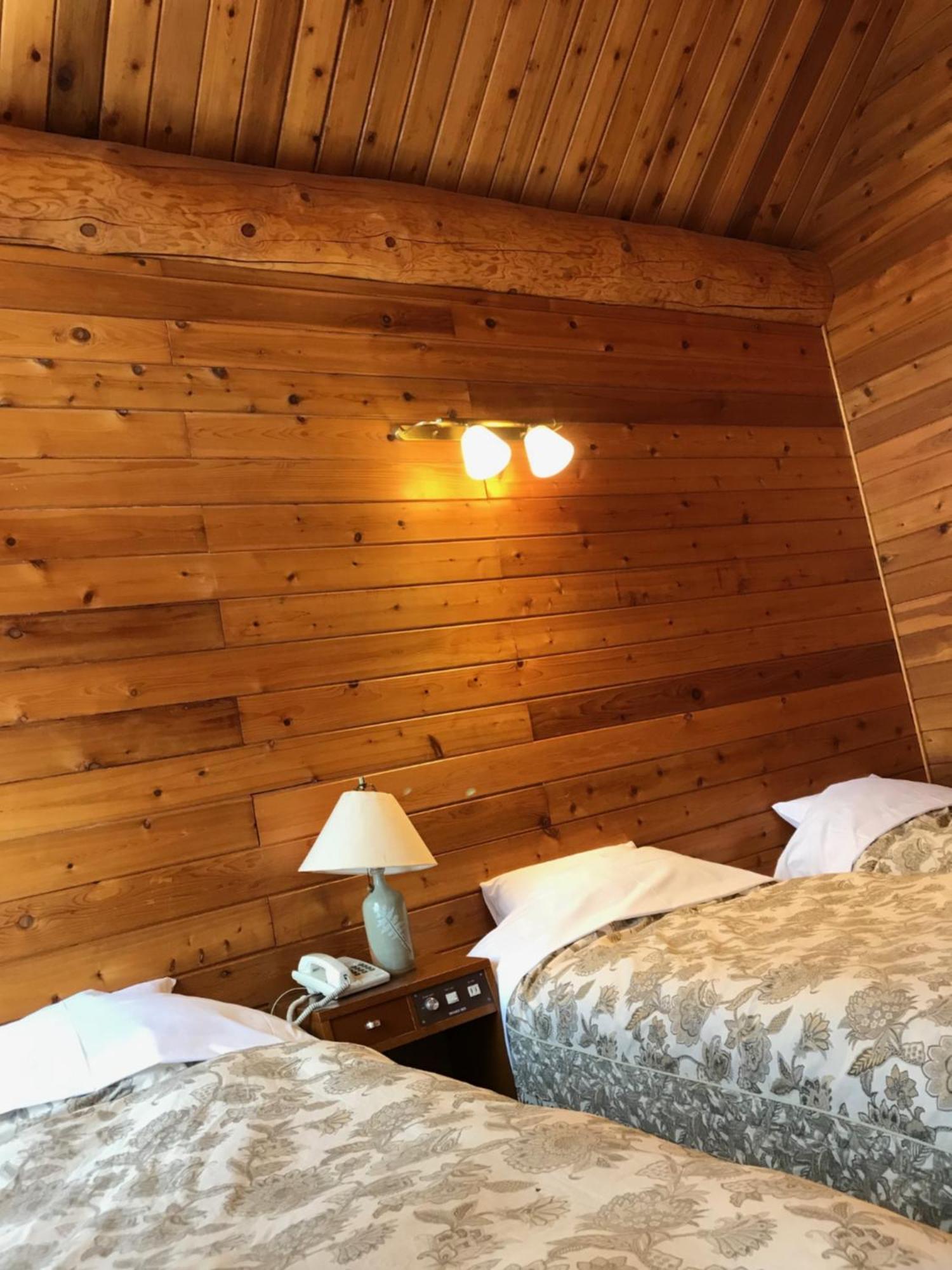 Log Hotel Kamloops Shinano  Buitenkant foto