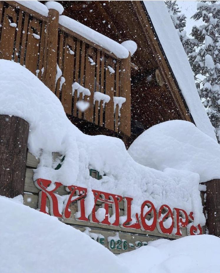 Log Hotel Kamloops Shinano  Buitenkant foto