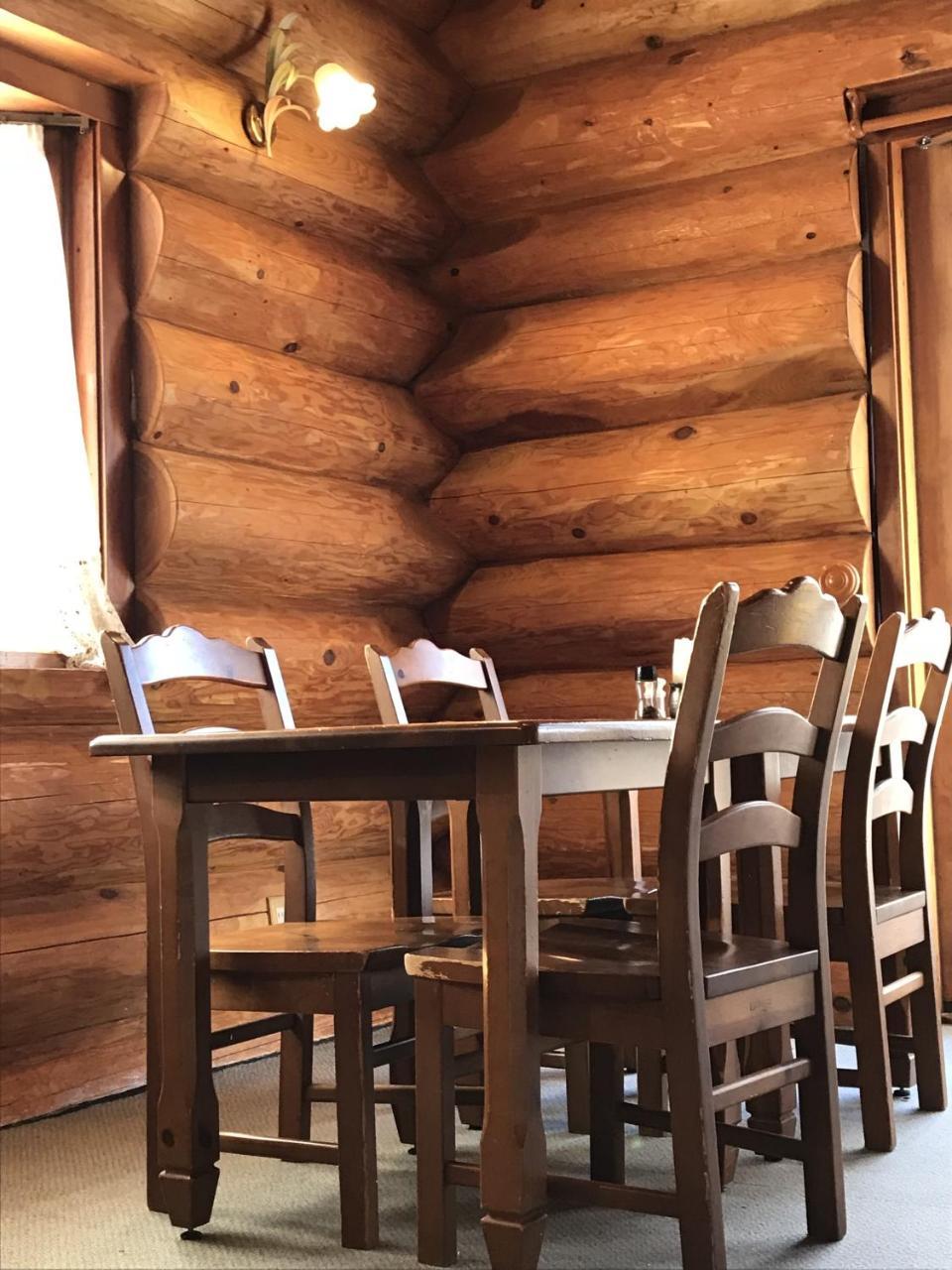 Log Hotel Kamloops Shinano  Buitenkant foto